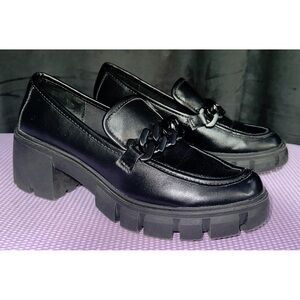 Madden Girl Hoxton Chain Lug Sole Loafers - 8.5